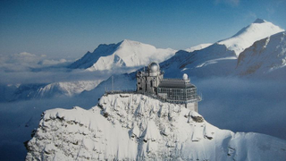 Illustration for article titled The Most Amazing Meteorological And Space Observatories Ever Built